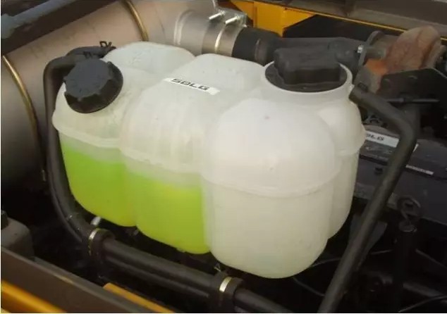 挖掘機(jī)水溫過高如何解決？