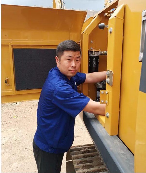 徐工挖掘機(jī)服務(wù) 徐工挖掘機(jī)服務(wù)