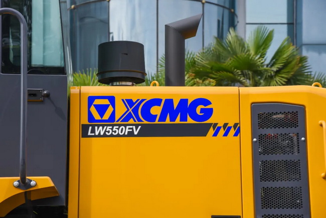 徐工LW550FV裝載機(jī)車速快、油耗低