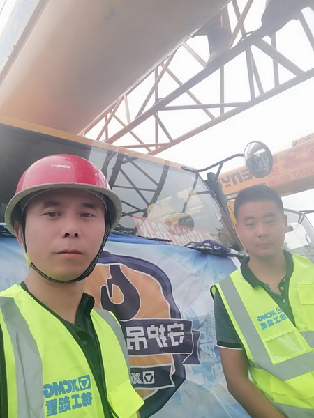 徐工起重機(jī)許昌客戶(hù)走訪